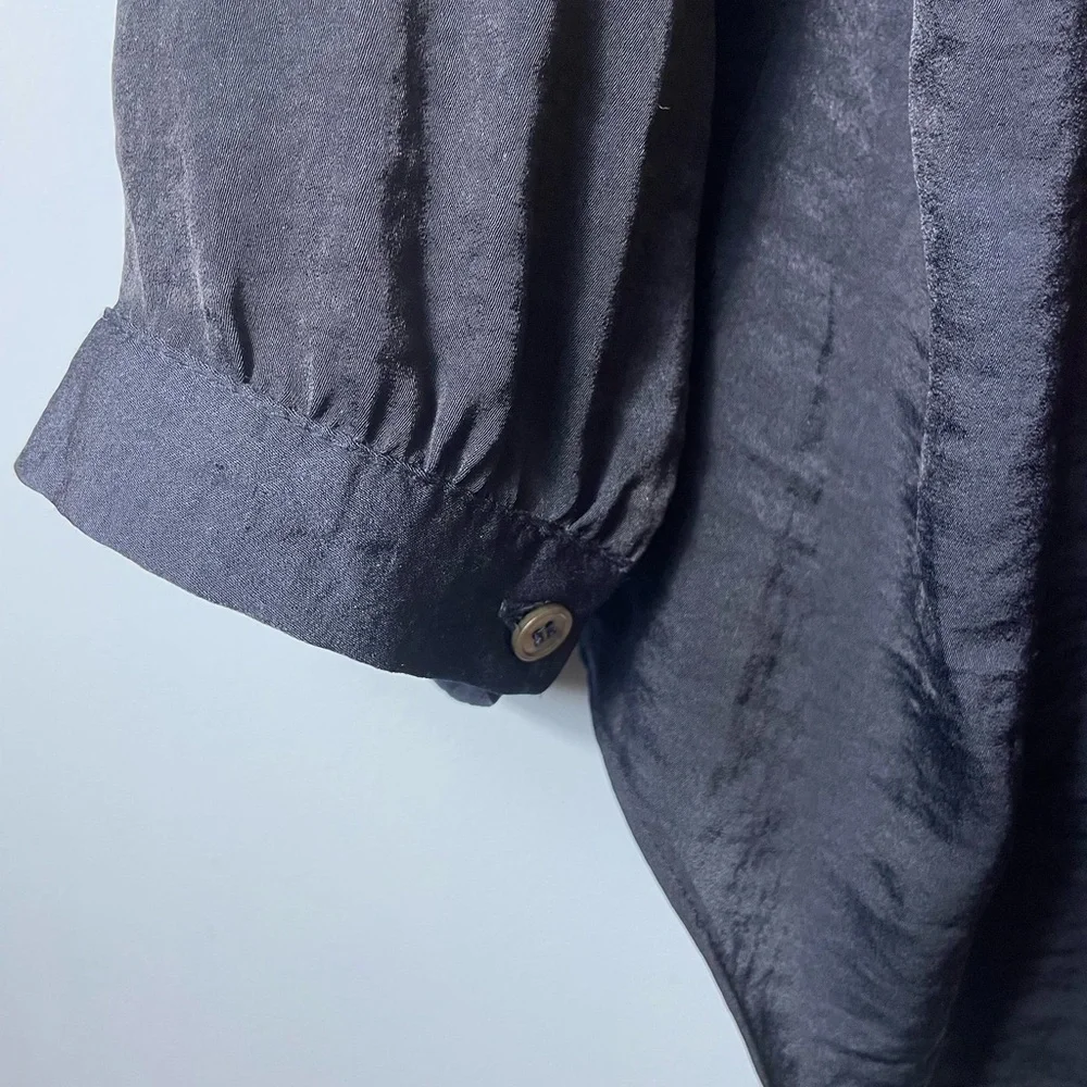 Vince Camuto Navy V Neck Long Sleeve Blouse - Picture 5 of 5